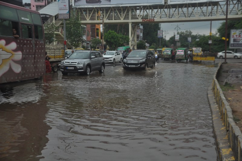 ऐसे झूमके बरसे बादल कि कई सालों बाद सीजनल कोटे से भी 75.6 एमएम ज्यादा हो गई बारिश