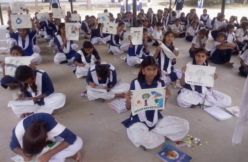 ईंधन संरक्षण पर छात्राओं को किया जागरूक, गैस सुरक्षा की दी जानकारी