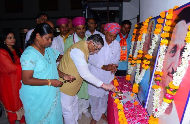 'अनुच्छेद-370 हटने के बाद कश्मीर में एक गोली नहीं चलीÓ