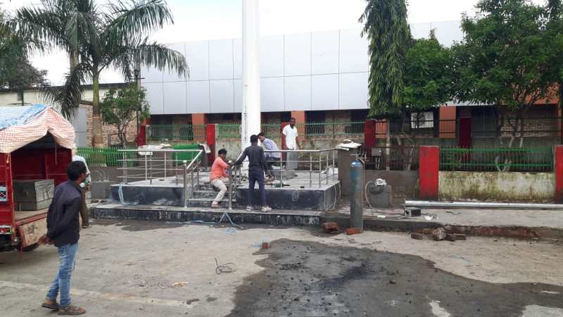 100 height highmask is ready for national flag hoisting