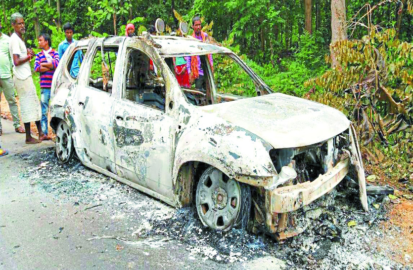 देखते ही देखते चलती कार में भीषण लगी आग, भाजपा नेता ने कूद कर बचाई जान