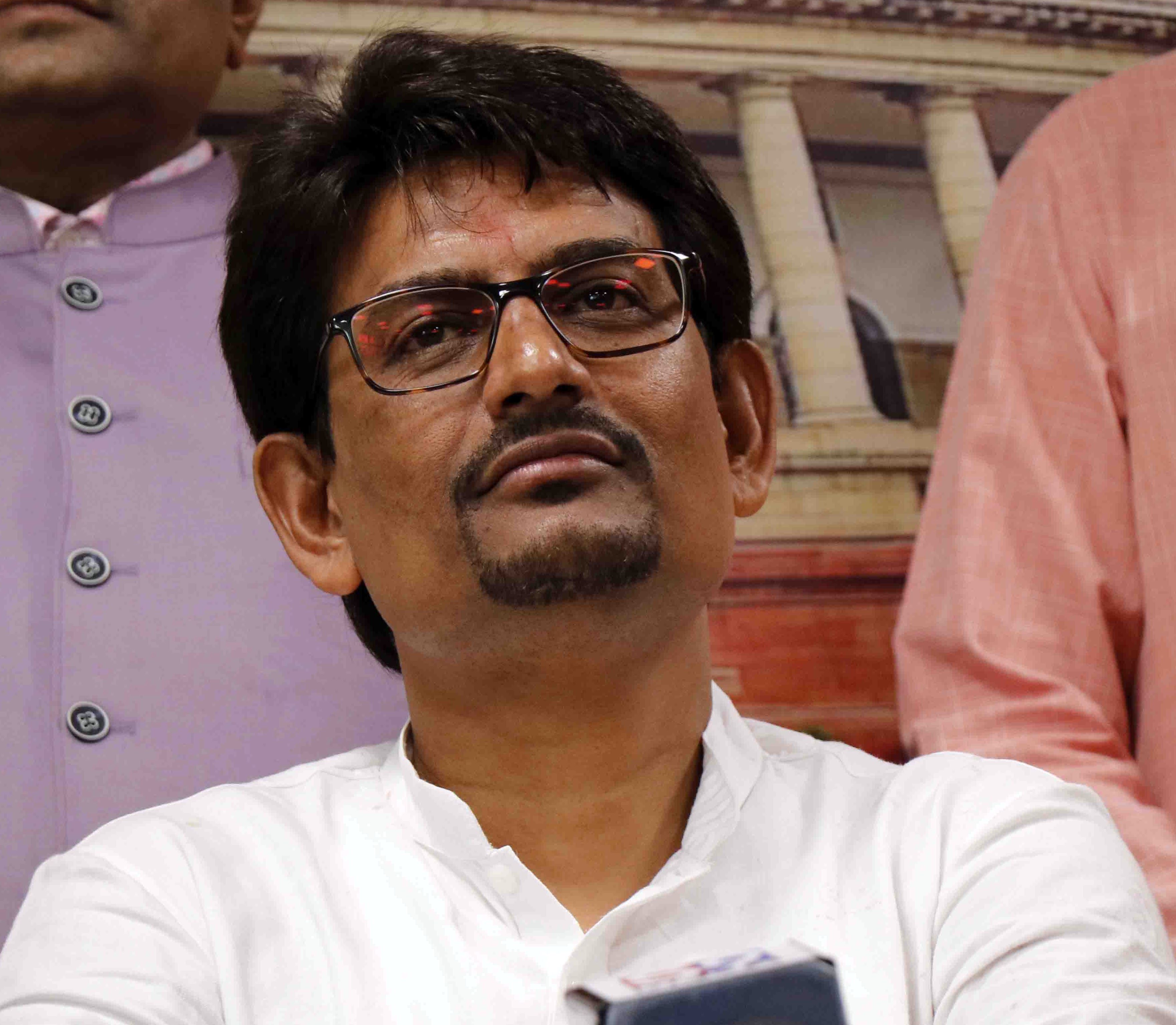 Gujarat bypolls: कांग्रेस के विधायक रह चुके इस ओबीसी नेता को अब भाजपा ने बनाया प्रत्याशी