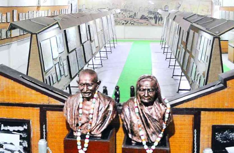 Mahatma Gandhi Kasturba Gandhi