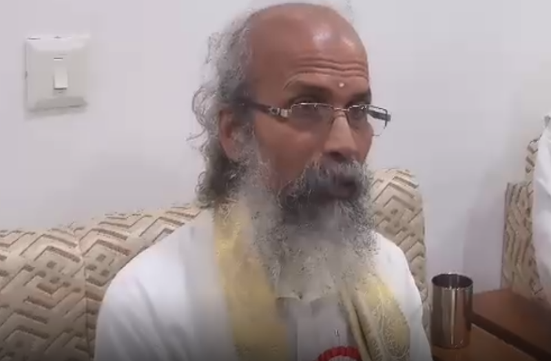 जिनको इस देश में रहने में कष्ट होता है, वे देश छोड़कर जा सकते हैं- प्रतापचन्द्र सारंगी