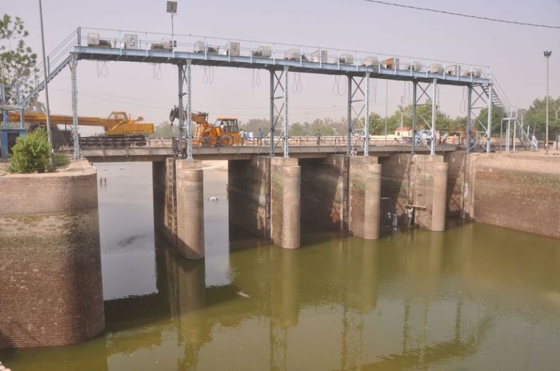 इंदिरा गांधी नहर में चलेगा चार में दो समूह पानी