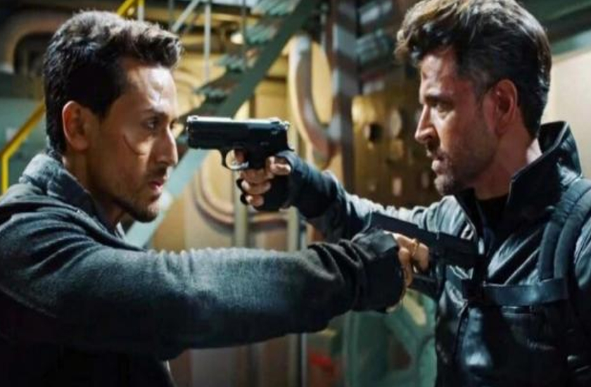 War Movie Review: एक्शन, रोमांस और ड्रामा का फुल डोज है 'वॅार', क्लाइमेक्स में जो हुआ उसे जान हक्के- बक्के रह जाएंगे आप