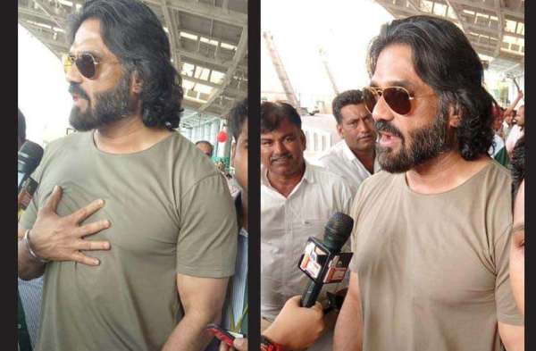 फिल्म डायरेक्टर जेपी दत्ता के बर्थडे सेलिब्रेशन के लिए जयपुर स्पॉट हुए सेलिब्रिटी देखे तस्वीरें ...