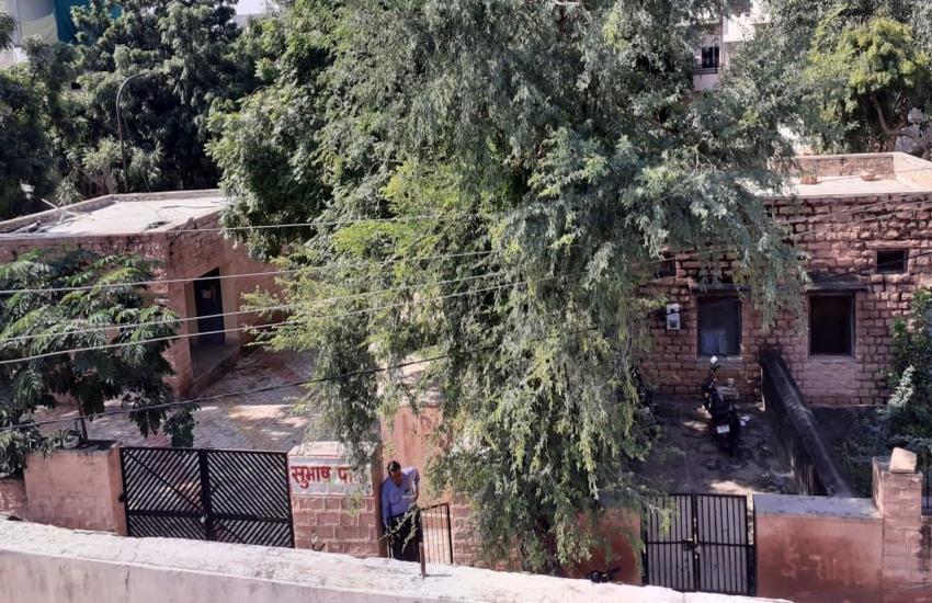 ward on spot : यहां कोई आए तो सही, सुनाने को तैयार हैं लोग