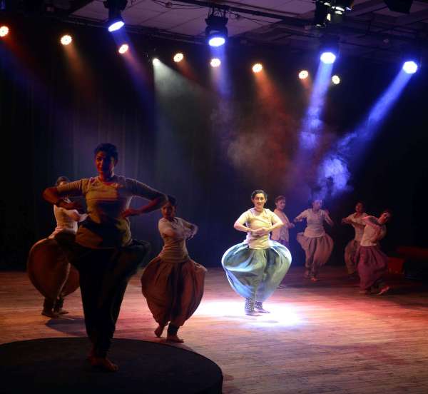 पीर पराई जाणे रे नृत्य नाटिका ।  