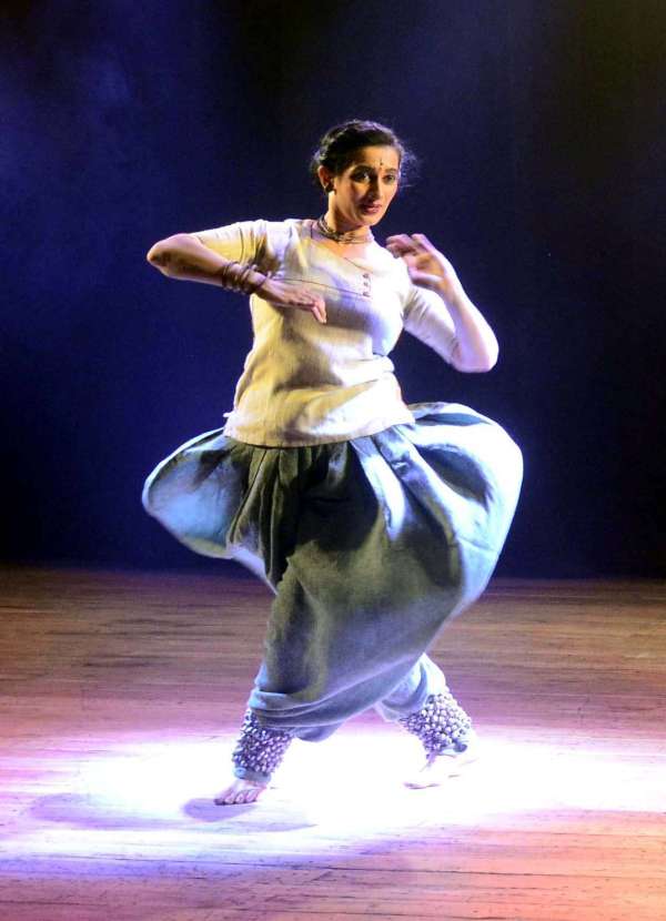 पीर पराई जाणे रे नृत्य नाटिका ।  