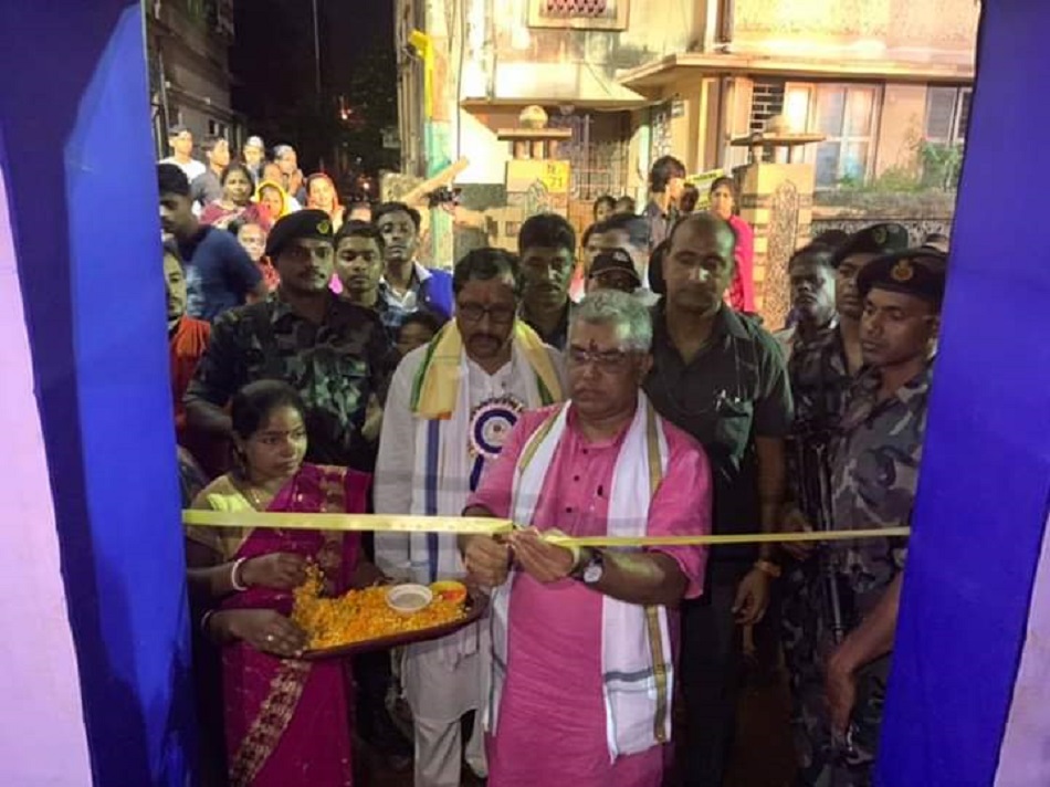 Political competition of Durga pandal inauguration : ममता बनर्जी को भाजपा का कौन नेता दे रहा है दुर्गा पूजा पाण्डाल उद्घाटन करने में टक्कर