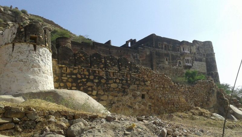 होलीवुड फिल्म द वॉरियर का फिल्मांकन हो चुका हैं यहां, नाथ सम्प्रदाय की तपोस्थली भी है यह दुर्ग