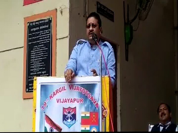 विजयपुरा से भाजपा विधायक बसानगौड़ा पाटिल यतनाल (फाइल फोटो)