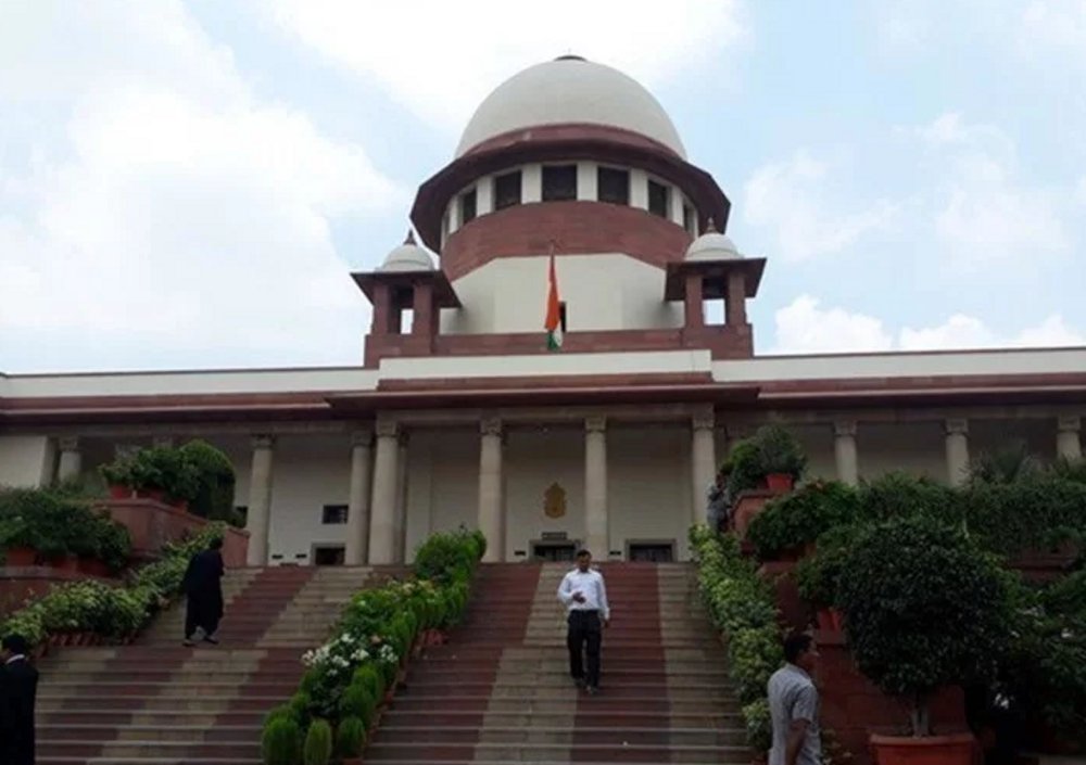 Supreme Court issues directions to government on road safety