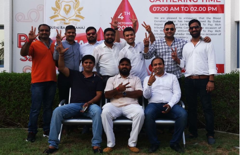 Blood donation in memory of martyrs in Dubai