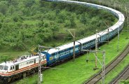 त्योहारी सीजन में आप भी कर रहे ट्रेन में सफर तो इस खबर को जरूर पढि़ए, रेलवे चला रहा इस रूट पर स्पेशल गाड़ी
