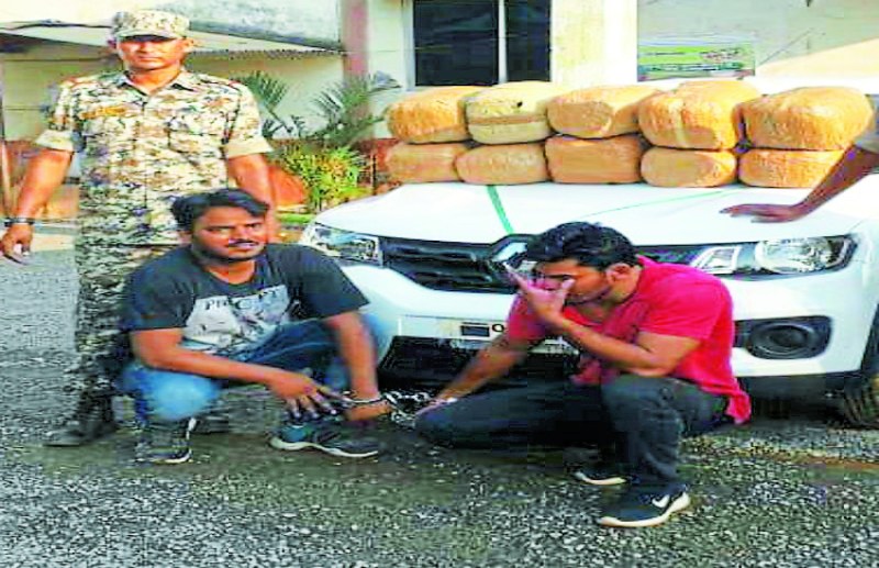 चमचमाती कार की जब पुलिस वालों ने ली तलाशी तो उड़ गए उनके होश, अंदर बैठा था नशीली दवाओं का सबसे बड़ा तस्कर