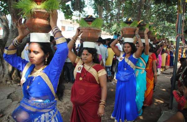Photo Gallery : महानवमी पर कन्या पूजन के साथ जोत जंवारा का हुआ विसर्जन