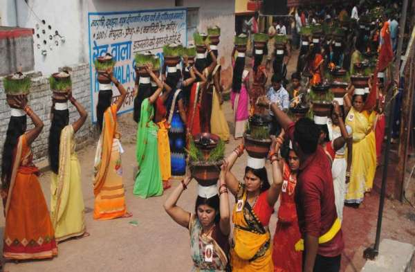 Photo Gallery : महानवमी पर कन्या पूजन के साथ जोत जंवारा का हुआ विसर्जन