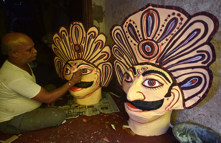 For three generations, this family supplying Ravana across country