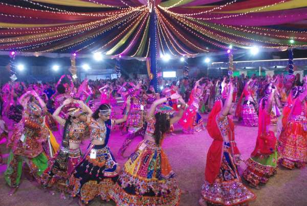 शक्ति भक्ति और उल्लास का महाकुंभ