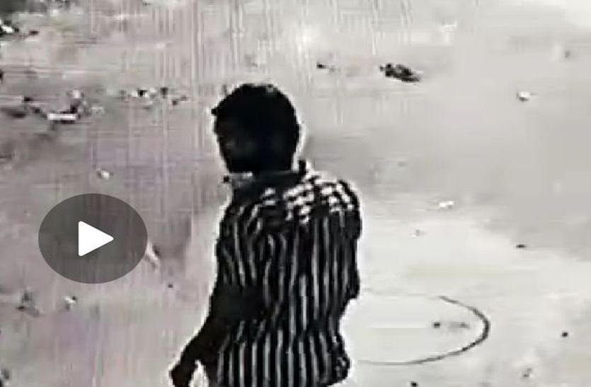 Minor Girl Raped At Road Side In Alwar CCTV Footage