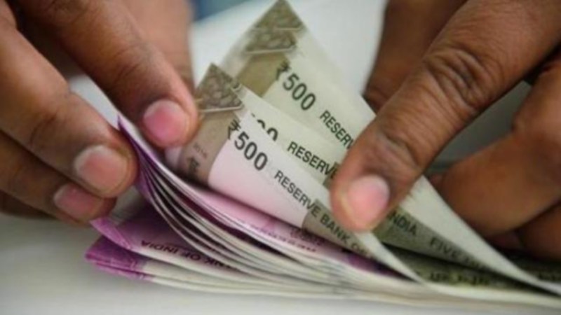 14 लाख कर्मचारियों के लिये बड़ी खुशखबरी, दिवाली से पहले मिलेगा इतना बोनस और महंगाई भत्ता