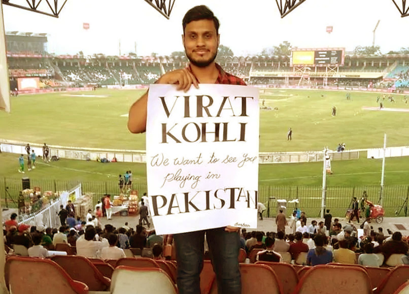 pakistani-fan-invite-virat-kohli-to-play-in-pakistan.jpg