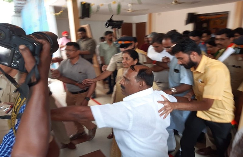 PMC Bank : पीएमसी बैंक मामले में केन्द्रीय मंत्री ने दिया राहत भरा आश्वासन