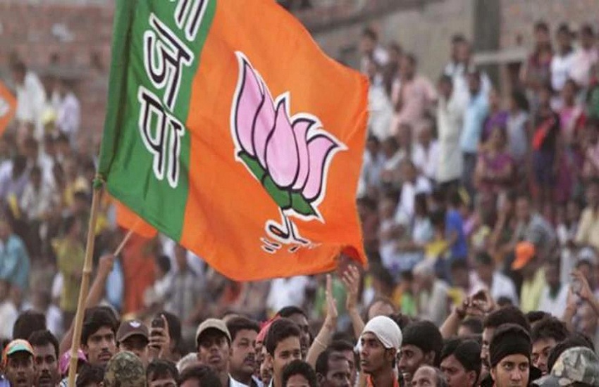 Maharastra Election : गीता जैन सहित चार नेताओं को पार्टी से बाहर का रास्ता दिखाया