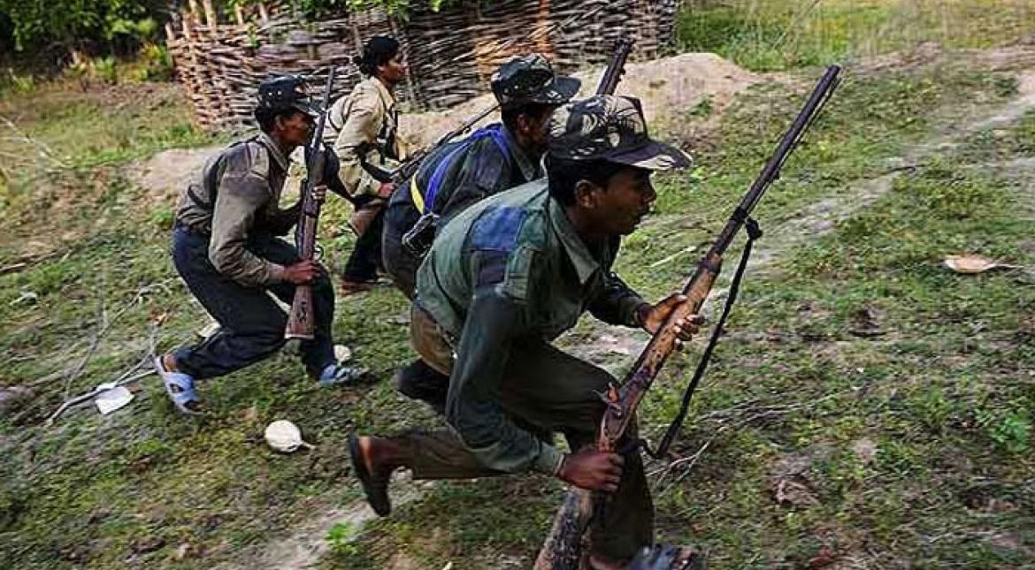 बीजापुर उसूर के जंगल में पुलिस नक्सली मुठभेड़, कमांडर ढ़ेर, हथियार, नक्सल सामाग्री बरामद