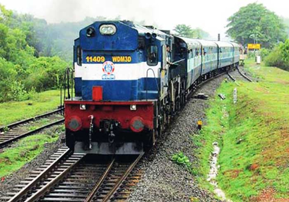 150 ट्रेनों का संचालन प्राइवेट को देने की तैयारी, 50 स्टेशनों को भी प्राइवेट हाथ में सौंपेगी सरकार