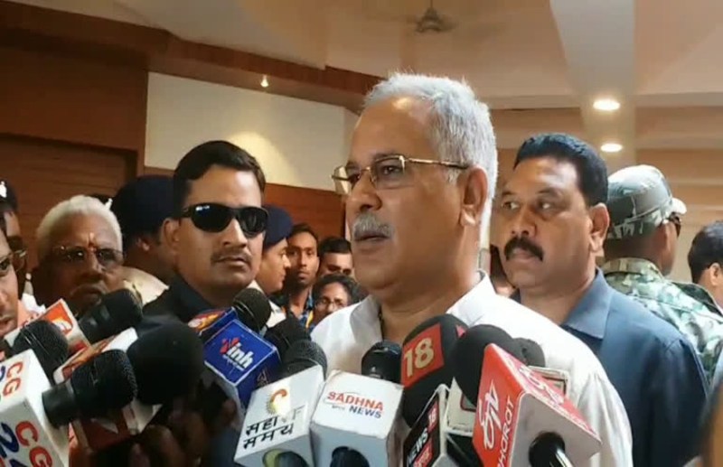 12 दिन में ही अपने बयान से पलट गए भूपेश बघेल , पार्षद द्वारा मेयर के चुनाव को बताया था अफवाह