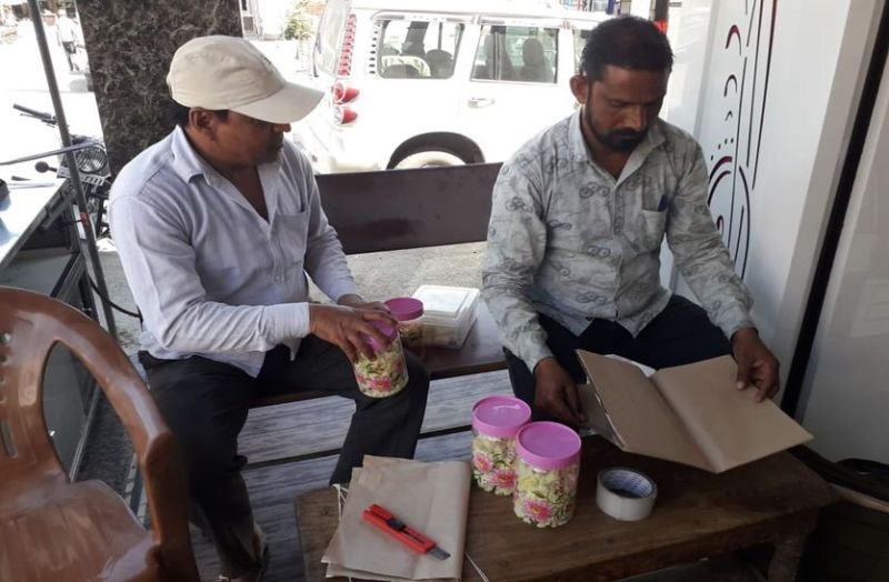 डोडा चूरा की सूचना पर गई थी पुलिस, देखा तो कट्टों में मावा निकला