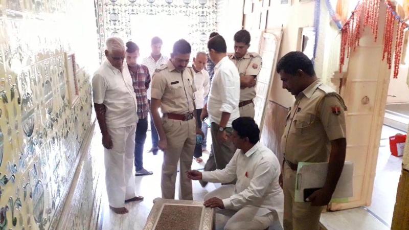Two statues and cash stolen from Jain temple