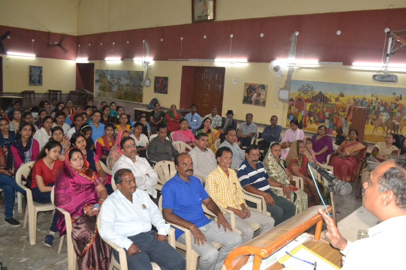 parent teacher meeting