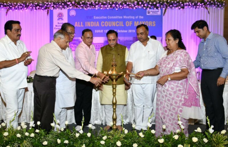 गुजरात के सभी नगर निगम बेहतर कार्य क्यों कर रहे हैं, पढ़िए चौंकाने वाला कारण