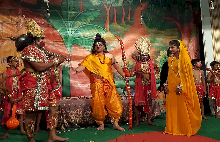 Ravana's slaughter, happiness in Ayodhya by Rama's coronation