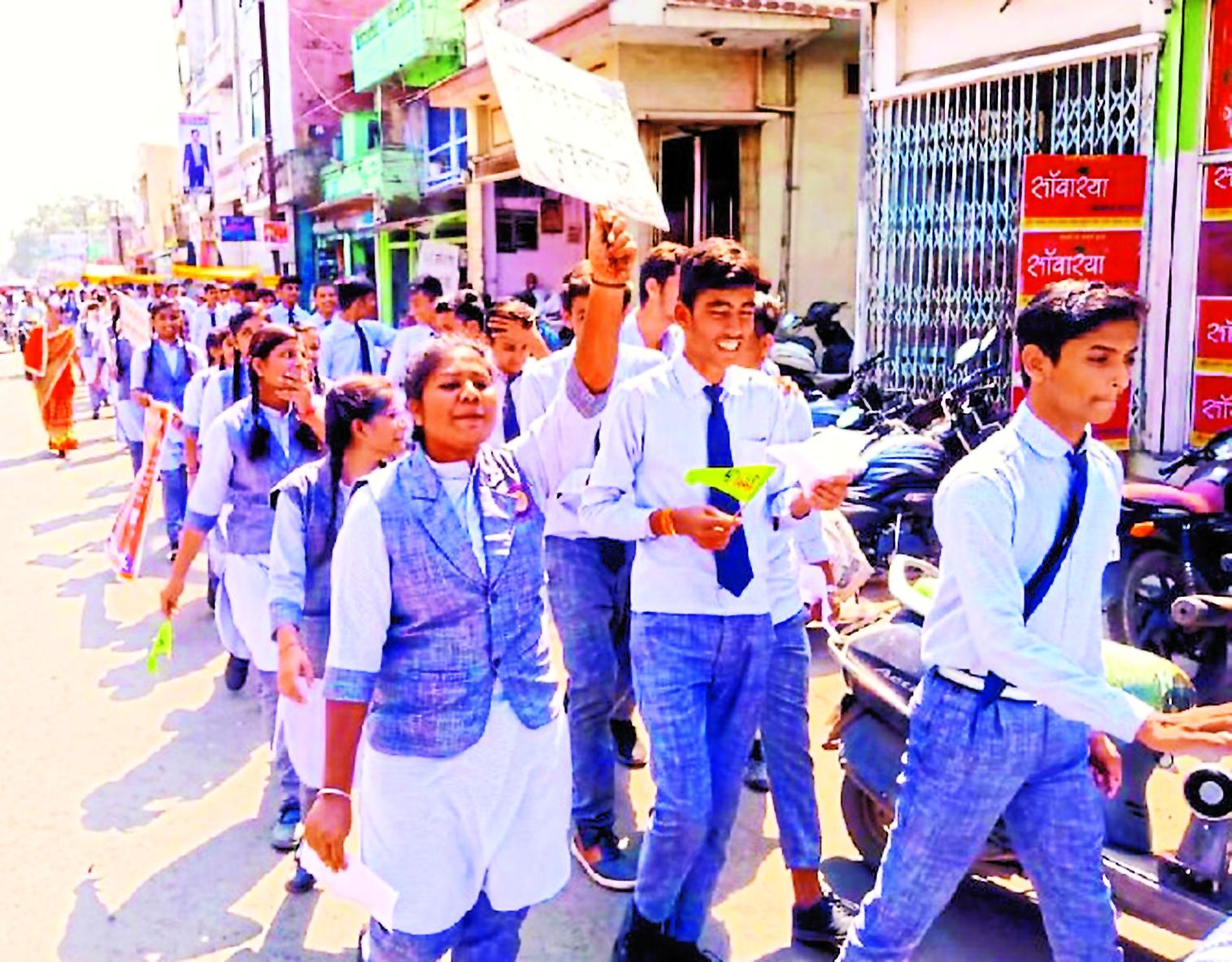 बाल श्रम के खिलाफ बच्चों ने निकाली जागरुकता रैली