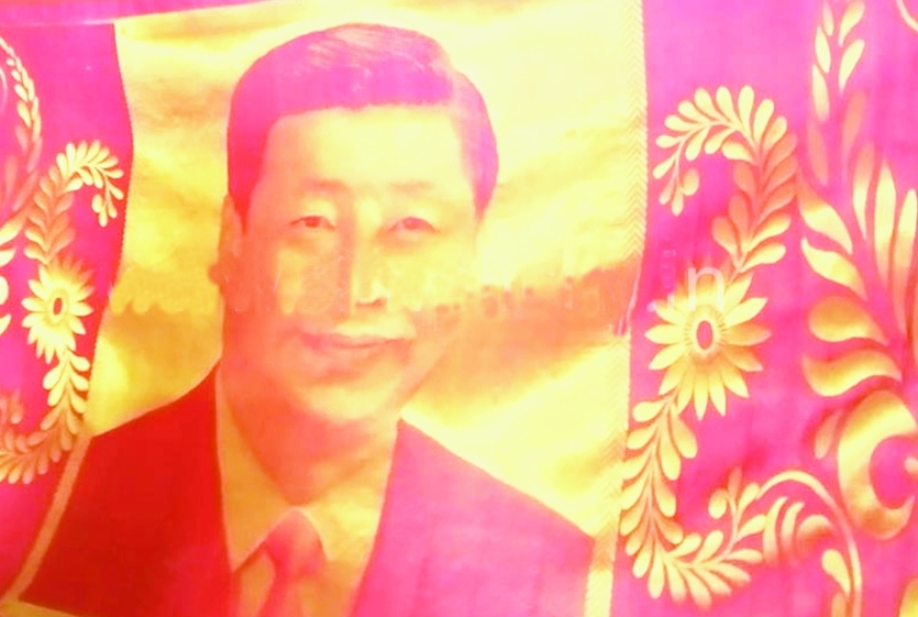 चीन के राष्ट्रपति को सिरुमुगई की सिल्क शॉल भेंट