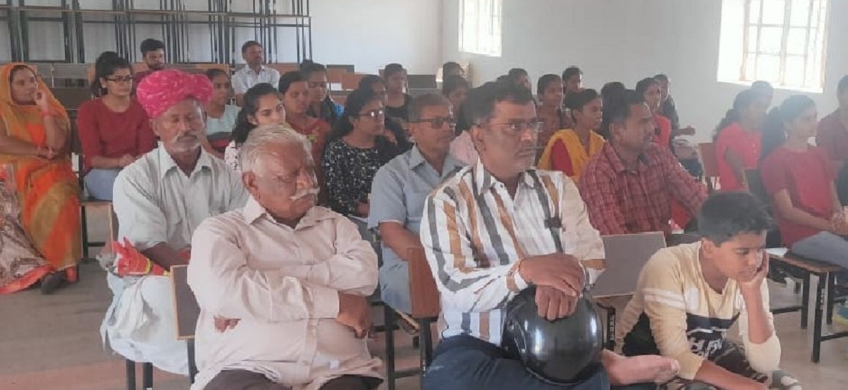 Parent-teacher dialogue meeting organized in pokhran college
