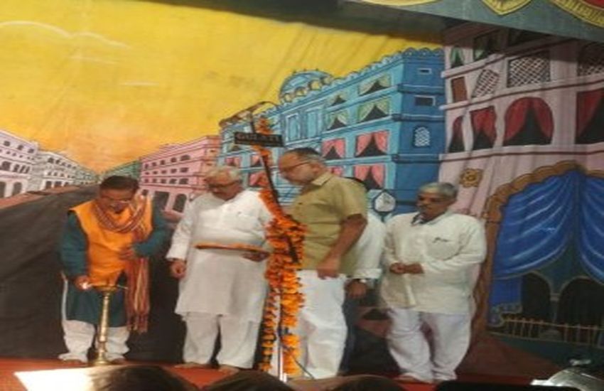 क्रूरसिंह ने जीता महाराजा भर्तृहरि का विश्वास, रानी पिंगला को किया आकर्षित महाराजा भर्तृहरि