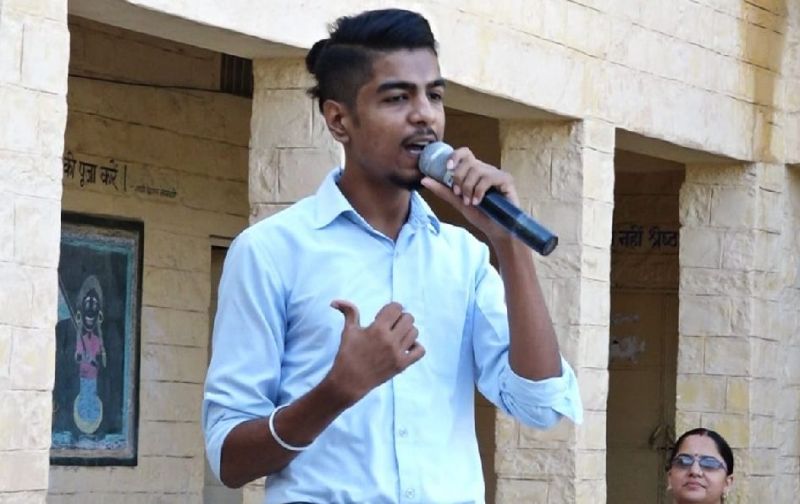 Underground hip hop music art brought identity in jaisalmer by a boy