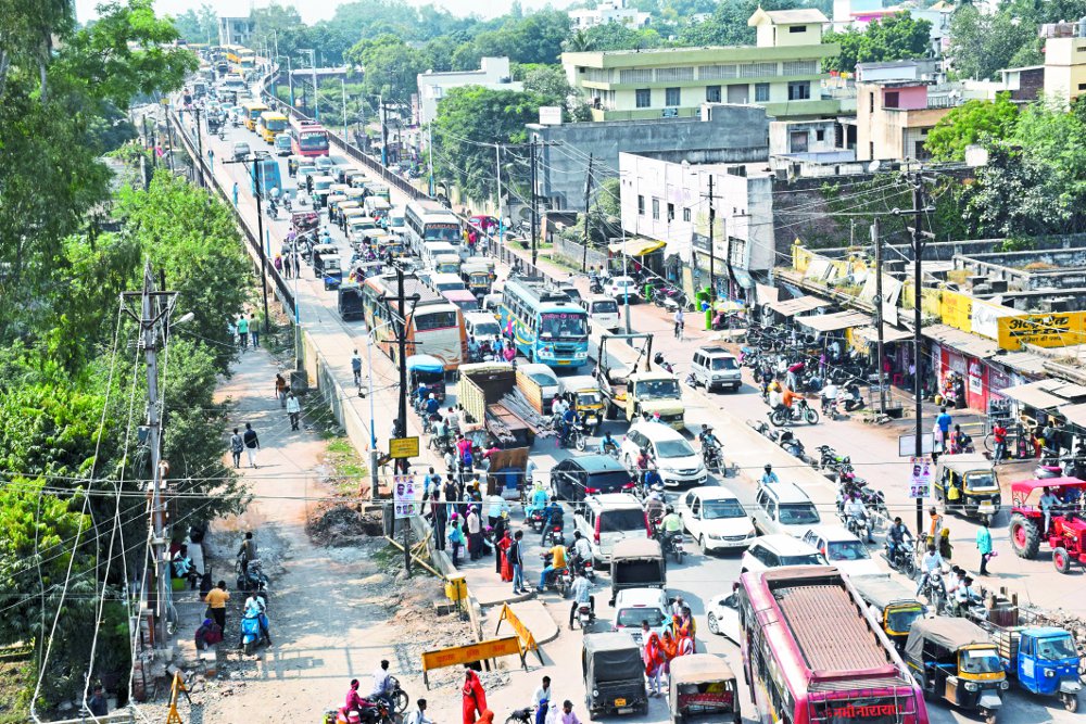 Satna City Traffic System: Traffic showed strictness on main roads