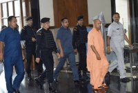 सीएम की जनसभा से पहले पुलिस-प्रशासन ने जमा कराए लाइसेंसी असलहे