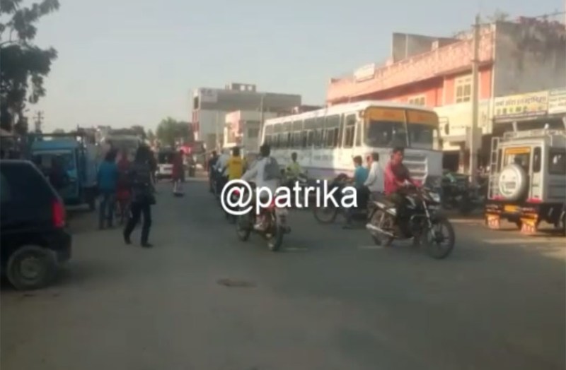 कर्फ्यू की कैद मालपुरा में सामान्य होने लगा जन-जीवन, कफ्र्यू में ढील के बाद बढ़ी चहल-कदमी