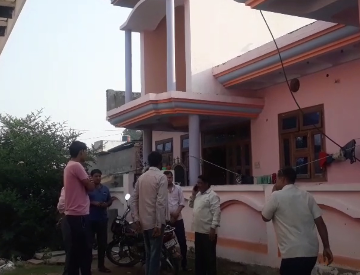Miscreants stabbed in dholpur