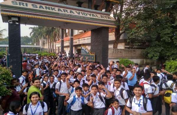 Photo Gallery : श्रीशंकरा विद्यालय सेक्टर-10 के कर्मचारी ने अपनी 8 सूत्रीय मांग को लेकर किया प्रदर्शन