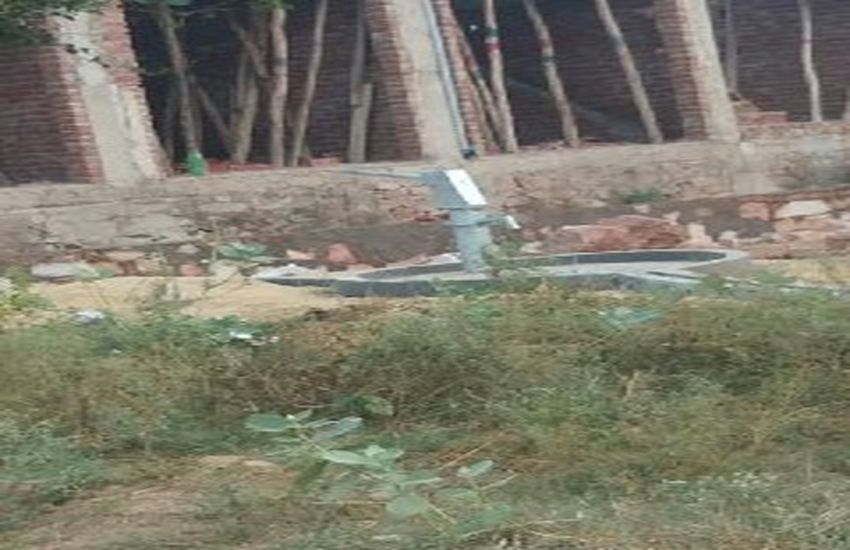 alwar letest news बेनामी सम्पत्ति पर निर्माण व पहाड़ी पर अतिक्रमण, फिर भी जिम्मेदार मौन