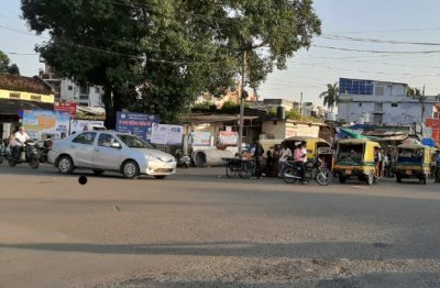 अघोषित ऑटो रिक्शा स्टैंड